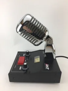 Delta M2 Chrome Tafelmicrofoon